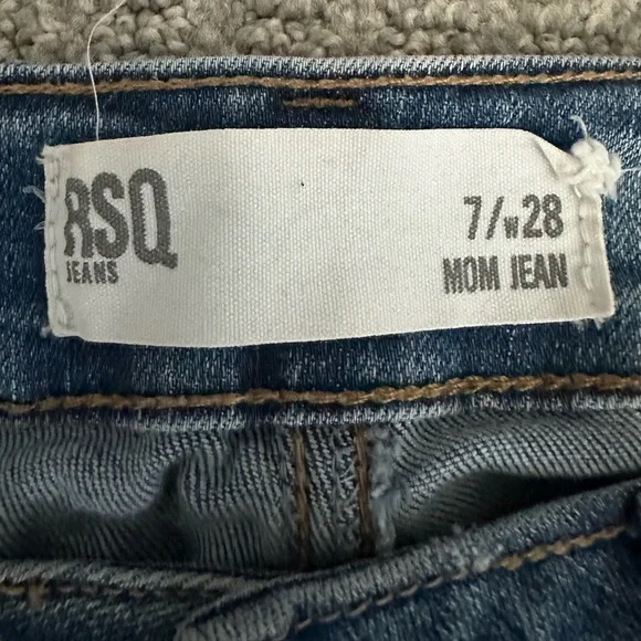 MOM JEANS - Picture 2 of 3